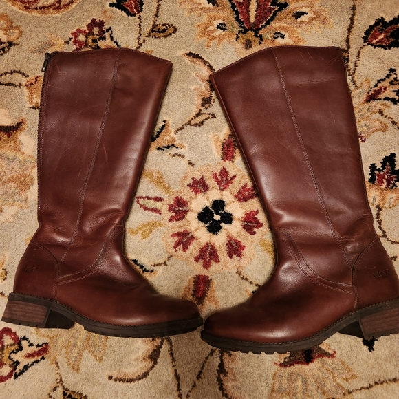 UGG Shoes - Ugg tall brown leather boots woth zipper on the back, size 7.5